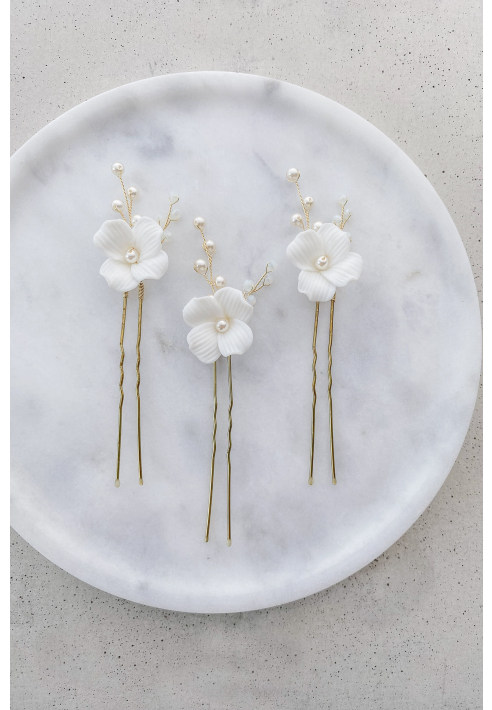 Perlenbräute Coco met parels haarpinnen