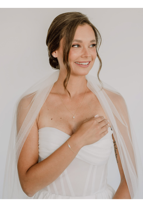 Perlenbräute Ari Ketting ()