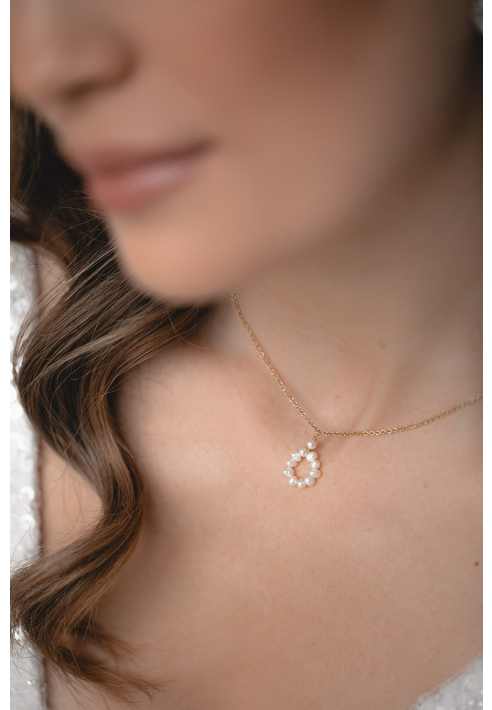 Juvelan Circle of Love Necklace