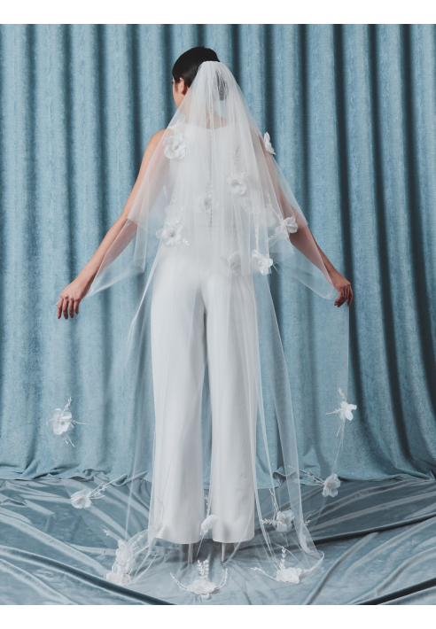  S75512-210-2 Sluier met 3D bloemen and parels