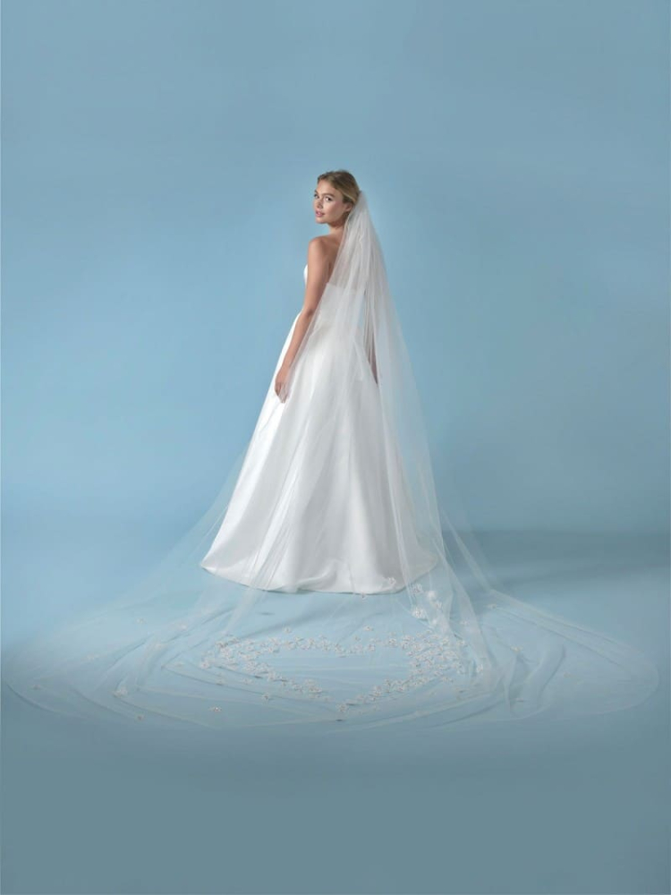 Poirier S433-350-MED Sluier Hart 3D Bloemen & Strass - 350 cm main product photo